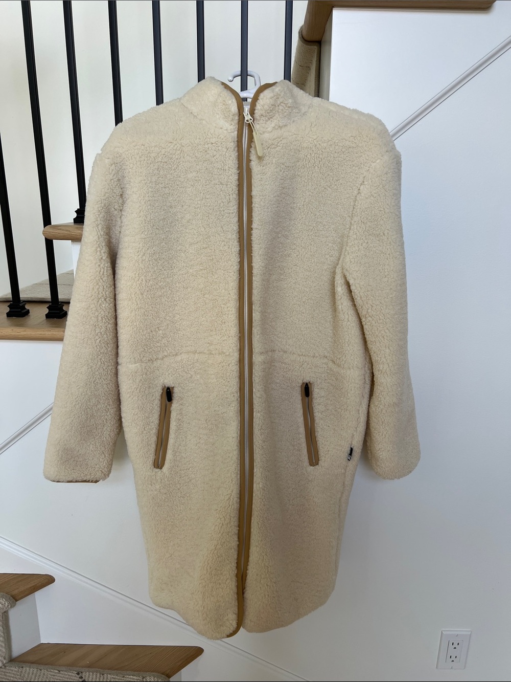 Backcountry Women's Cream Sherpa Zip-Up Coat, Small